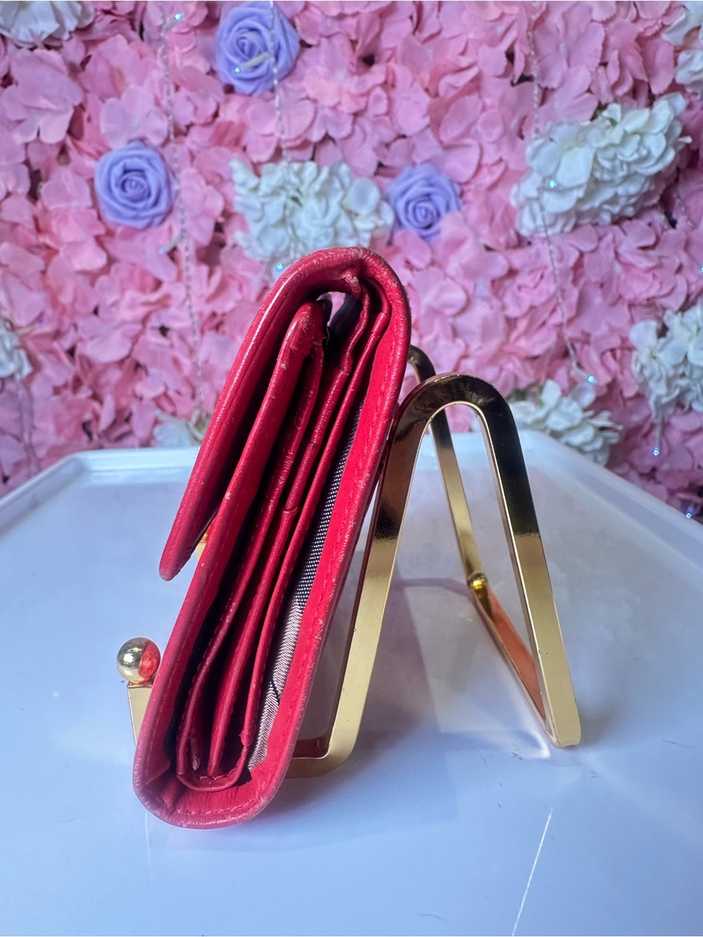 Valentino Rudy Red Textured Wallet - Picture 7 of 16